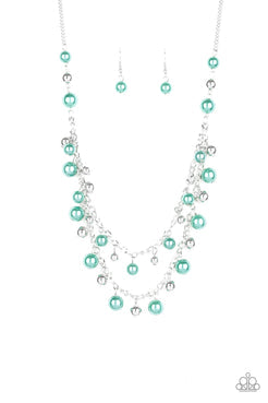 Fantastic Flair - Green and Silver Pearly Beads Short Necklace