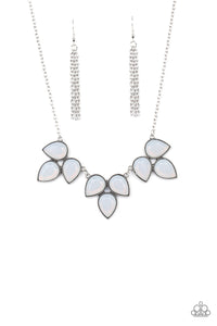 Praire Fairytale - White Dewy Teardrop Beads Short Necklace