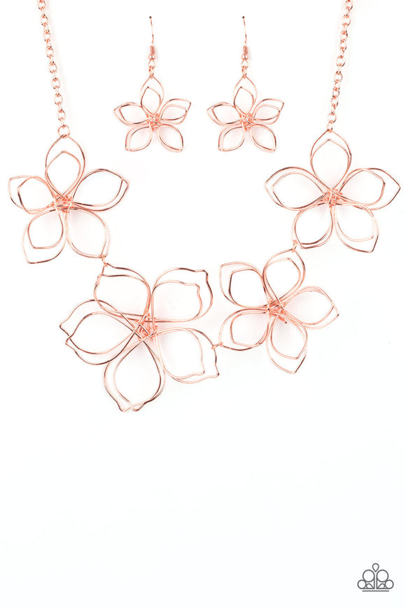 Flower Garden Fashionista - Copper Wire Twists Oversized Blossoms Short Neclace