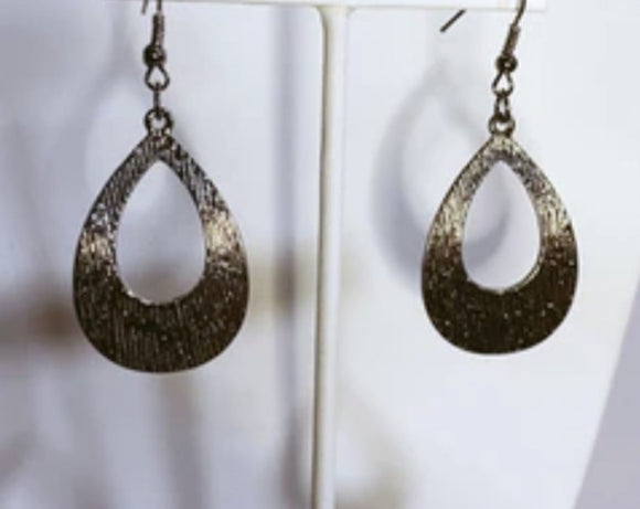 Been There, SHEEN That - Black Gunmetal Fish Hook Earrings