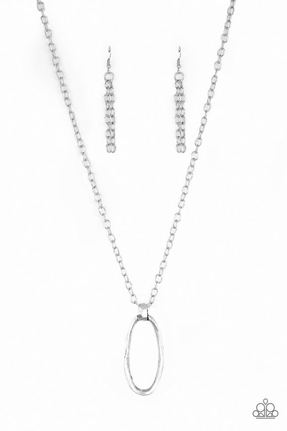 Grit Girl - Silver Hammered Bold Asymmetrical Ring Long Necklace