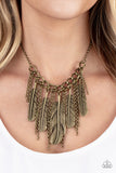 NEST Friends Forever - Silver - Brass Feathers Short Necklace