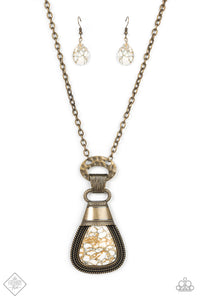 Rodeo Royale - Brass Frame Rope-Like Texture Brown/White Marble Stone Short Necklace - Fashion Fix Necklace Nov. 2021