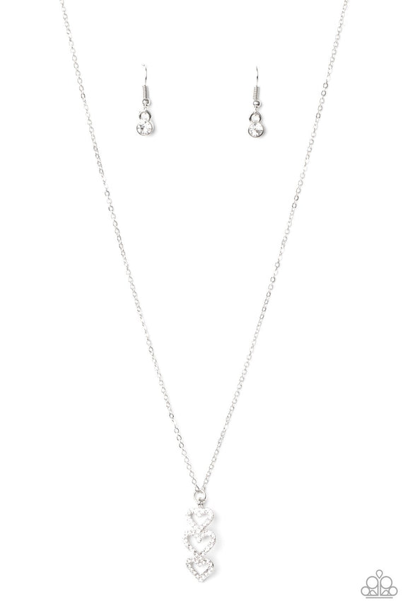 With All Your HEARTS - White Heart Short Necklace