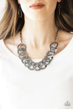 The Main Contender - Silver - Black/Gunmetal Hammered Rings Interlock Short necklace