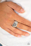 This Island is Your Island - Silver Trio Flowers Wide Band Ring